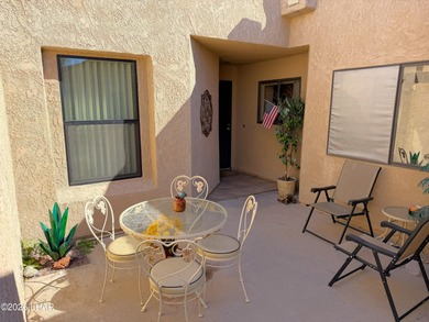 Welcome to this beautifully maintained 2 bedroom, 2 bathroom, 2 on London Bridge Golf Course in Arizona - for sale on GolfHomes.com, golf home, golf lot