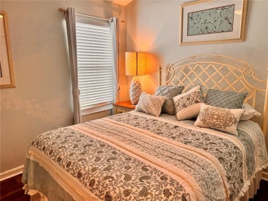 WELCOME HOME to this beautifully maintained 3 bedroom, 2 bath on Pennbrooke Fairways in Florida - for sale on GolfHomes.com, golf home, golf lot