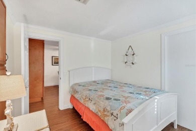 Lovely, Updated, 2/2 DW Mobile Home in Alameda Isles. Home on Boca Royale Golf and Country Club in Florida - for sale on GolfHomes.com, golf home, golf lot