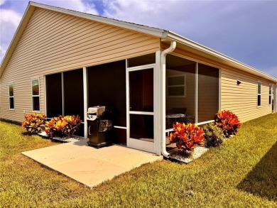WELCOME HOME to this beautifully maintained 3 bedroom, 2 bath on Pennbrooke Fairways in Florida - for sale on GolfHomes.com, golf home, golf lot