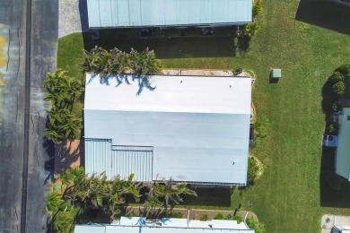 Lovely, Updated, 2/2 DW Mobile Home in Alameda Isles. Home on Boca Royale Golf and Country Club in Florida - for sale on GolfHomes.com, golf home, golf lot
