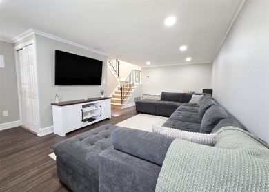 Waiting For You! Welcome home to this beautiful 3 Bedrooms, 1.5 on Bretton Woods Country Club in New York - for sale on GolfHomes.com, golf home, golf lot