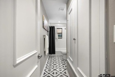 NEW ROOF JANUARY 2026!! Discover your slice of paradise in this on Hide-A-Way Lake Golf Course in Texas - for sale on GolfHomes.com, golf home, golf lot