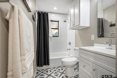 NEW ROOF JANUARY 2026!! Discover your slice of paradise in this on Hide-A-Way Lake Golf Course in Texas - for sale on GolfHomes.com, golf home, golf lot