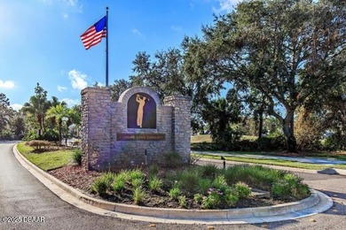 Welcome to this beautifully upgraded corner villa in the on The Golf Club At Cypress Head in Florida - for sale on GolfHomes.com, golf home, golf lot