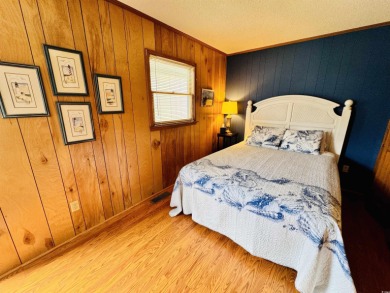 ADORABLE AND VERY SPACIOUS 3 BED/2 BATH BEACH BUNGALOW LOCATED on Prestwick Country Club in South Carolina - for sale on GolfHomes.com, golf home, golf lot