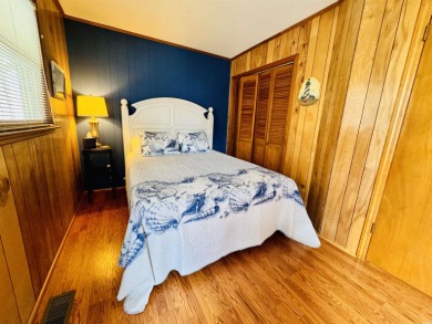 ADORABLE AND VERY SPACIOUS 3 BED/2 BATH BEACH BUNGALOW LOCATED on Prestwick Country Club in South Carolina - for sale on GolfHomes.com, golf home, golf lot