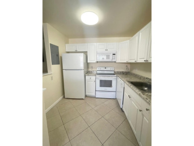 BEAUTIFUL, 1 BEDROOM CONDO IN GATED 55+ COMMUNITY. WALK TO on Addison Reserve in Florida - for sale on GolfHomes.com, golf home, golf lot