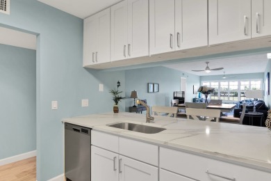 Beautifully renovated 2 BD/2 BA situated on Executive Golf on Vista Plantation Golf Club in Florida - for sale on GolfHomes.com, golf home, golf lot