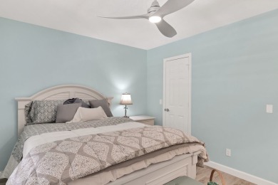 Beautifully renovated 2 BD/2 BA situated on Executive Golf on Vista Plantation Golf Club in Florida - for sale on GolfHomes.com, golf home, golf lot