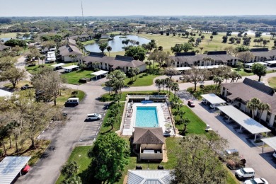 Beautifully renovated 2 BD/2 BA situated on Executive Golf on Vista Plantation Golf Club in Florida - for sale on GolfHomes.com, golf home, golf lot