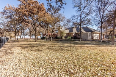 One-owner, custom built 3 bedroom, 2.5 bath home on a corner lot on Sugar Tree Golf and Country Club in Texas - for sale on GolfHomes.com, golf home, golf lot