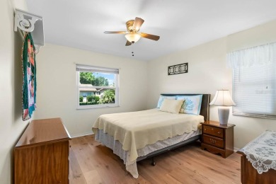 A must see well cared for Windsor model fully furnished in Kings on Kings Point Executive Golf Course in Florida - for sale on GolfHomes.com, golf home, golf lot