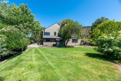 Nestled at the end of a quiet dead-end road, this beautifully on Prineville Golf and Country Club in Oregon - for sale on GolfHomes.com, golf home, golf lot