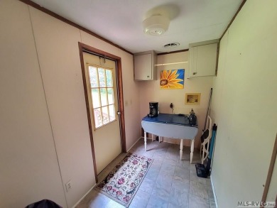 Waterfront community opportunity. This awesome 3 bed 2 bath home on Tanglewood Shores Golf Club in Virginia - for sale on GolfHomes.com, golf home, golf lot