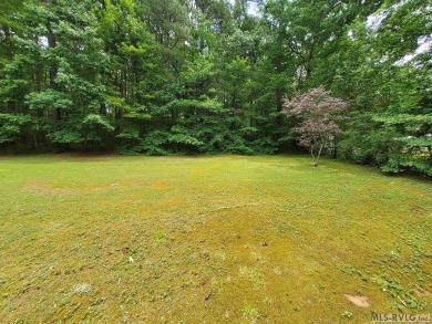 Waterfront community opportunity. This awesome 3 bed 2 bath home on Tanglewood Shores Golf Club in Virginia - for sale on GolfHomes.com, golf home, golf lot