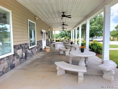 Waterfront community opportunity. This awesome 3 bed 2 bath home on Tanglewood Shores Golf Club in Virginia - for sale on GolfHomes.com, golf home, golf lot