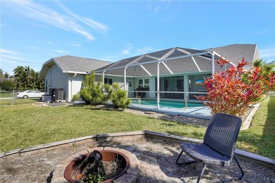 Welcome to your slice of Florida paradise! Perfectly positioned on Palmetto-Pine Country Club in Florida - for sale on GolfHomes.com, golf home, golf lot