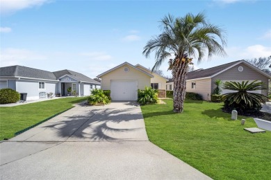 Get ready to pack your bags because this gem is MOVE-IN READY! on Ocala Palms Golf and Country Club in Florida - for sale on GolfHomes.com, golf home, golf lot