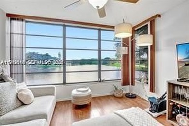 Beautiful 2BR/2BA condo in Whitehall at Pine Island Ridge, Davie on Pine Island Ridge Country Club in Florida - for sale on GolfHomes.com, golf home, golf lot
