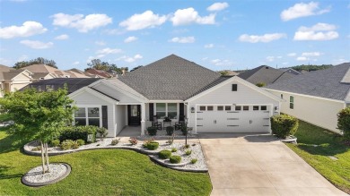 OVERSIZED GARAGE with room for a golf cart! BRAND NEW POOL! 7 on Pennbrooke Fairways in Florida - for sale on GolfHomes.com, golf home, golf lot