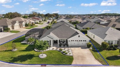 OVERSIZED GARAGE with room for a golf cart! BRAND NEW POOL! 7 on Pennbrooke Fairways in Florida - for sale on GolfHomes.com, golf home, golf lot