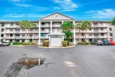 Beautiful 2BR/2BA condo in Whitehall at Pine Island Ridge, Davie on Pine Island Ridge Country Club in Florida - for sale on GolfHomes.com, golf home, golf lot