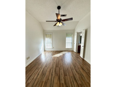 You don't want to miss this one! New interior painting, new on Stonebridge Golf Club in Tennessee - for sale on GolfHomes.com, golf home, golf lot