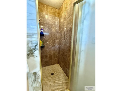 Beautiful 3-bedroom, 3.5 bath home in Brownsville Country Club on Brownsville Golf Center in Texas - for sale on GolfHomes.com, golf home, golf lot