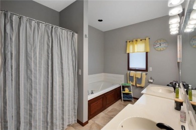 Welcome to this a meticulously maintained one-level twin home in on Eagle Trace Golfers Club in Minnesota - for sale on GolfHomes.com, golf home, golf lot