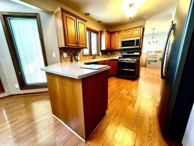 Gracious Corner-Lot living with space, charm and comfort!  Step on Quail Ridge Golf Course in Kansas - for sale on GolfHomes.com, golf home, golf lot