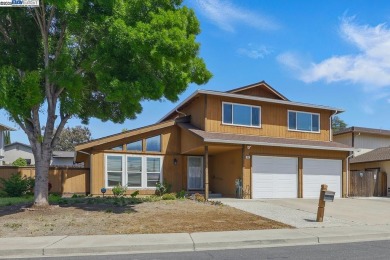 Welcome to 305 Granite Cir, a wonderful home off Bluerock area on Lone Tree Golf Course in California - for sale on GolfHomes.com, golf home, golf lot