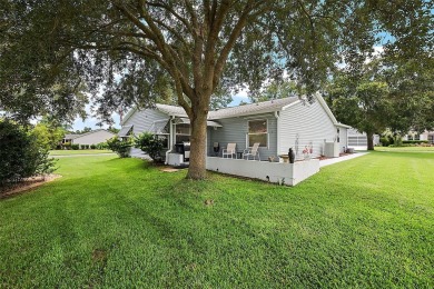 FANTASTIC TURNKEY 3/2 Amarillo with SPACIOUS UNDER-AIR BONUS on The Links of Spruce Creek in Florida - for sale on GolfHomes.com, golf home, golf lot