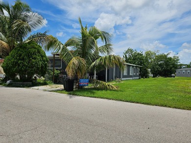 "Cash Sale preferred" Seller is motivated and open to on Sabal Springs Golf and Racquet Club in Florida - for sale on GolfHomes.com, golf home, golf lot