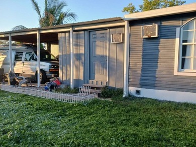 "Cash Sale preferred" Seller is motivated and open to on Sabal Springs Golf and Racquet Club in Florida - for sale on GolfHomes.com, golf home, golf lot