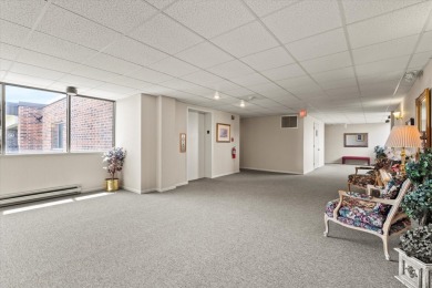 Don't miss this exceptional opportunity to own a 2-bedroom on Heather Ridge Golf Club in Illinois - for sale on GolfHomes.com, golf home, golf lot