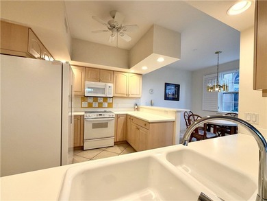 VERY RARE 1st FLOOR LAKEFRONT END UNIT AVAILABLE. 3 BD/2.5 BATHS on Oak Harbor Country Club in Florida - for sale on GolfHomes.com, golf home, golf lot