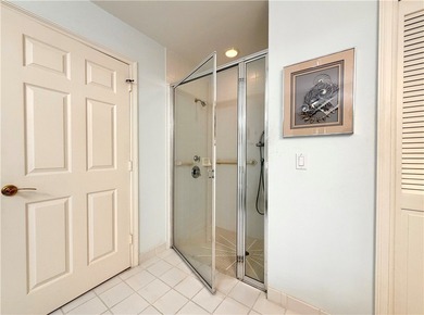 VERY RARE 1st FLOOR LAKEFRONT END UNIT AVAILABLE. 3 BD/2.5 BATHS on Oak Harbor Country Club in Florida - for sale on GolfHomes.com, golf home, golf lot