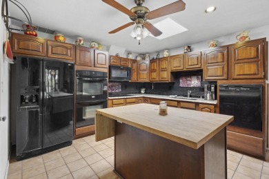 Great opportunity in Four Hills Village! This 3-bedroom, 3-bath on The Canyon Club in New Mexico - for sale on GolfHomes.com, golf home, golf lot