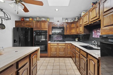 Great opportunity in Four Hills Village! This 3-bedroom, 3-bath on The Canyon Club in New Mexico - for sale on GolfHomes.com, golf home, golf lot