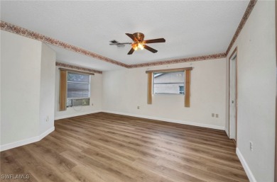 ***ACCEPTING BACK UP OFFERS - THE MULTIPLE OFFER BIDDING WAR HAS on Sara Bay Country Club in Florida - for sale on GolfHomes.com, golf home, golf lot