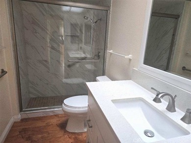 GREAT LOCATION WITH FANTASTIC VIEW!  Spacious 2 bed & 1.75 bath on Leisure Village Par 3 Golf Course in California - for sale on GolfHomes.com, golf home, golf lot