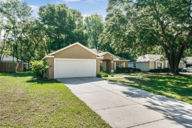 NICE CURB APPEAL! Spacious 3 Bedroom 2 Bath Split Plan Ranch In on Citrus Springs Country Club in Florida - for sale on GolfHomes.com, golf home, golf lot