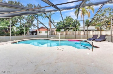 ***ACCEPTING BACK UP OFFERS - THE MULTIPLE OFFER BIDDING WAR HAS on Sara Bay Country Club in Florida - for sale on GolfHomes.com, golf home, golf lot