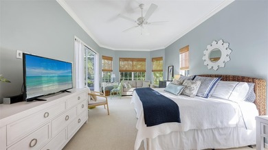 Enjoy luxurious comfort in this beautifully designed and on University Park Country Club in Florida - for sale on GolfHomes.com, golf home, golf lot