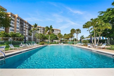 Lovely condo offers a perfect blend of comfort and convenience on Pembroke Lakes Golf Club in Florida - for sale on GolfHomes.com, golf home, golf lot