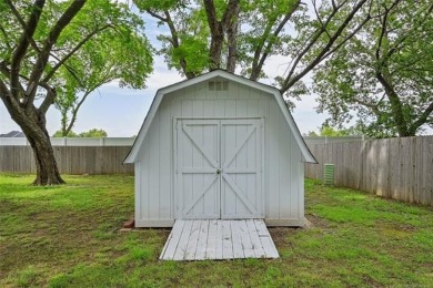 This spacious home sits on a fully fenced 0.61-acre lot and on Forest Ridge Golf Club in Oklahoma - for sale on GolfHomes.com, golf home, golf lot