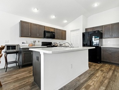 WELL PRICED AND GREAT LOCATION on this TALL PINE DESIGNER in the on Pennbrooke Fairways in Florida - for sale on GolfHomes.com, golf home, golf lot
