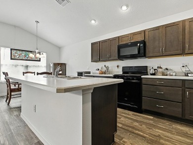 WELL PRICED AND GREAT LOCATION on this TALL PINE DESIGNER in the on Pennbrooke Fairways in Florida - for sale on GolfHomes.com, golf home, golf lot