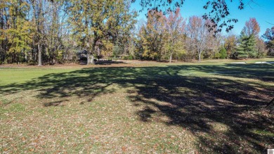 Beautiful condo on the 15th fairway of Paducah Country Club ! on Country Club of Paducah in Kentucky - for sale on GolfHomes.com, golf home, golf lot